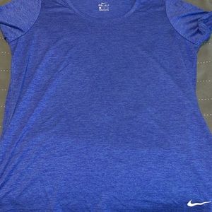 Nike short sleeve shirt